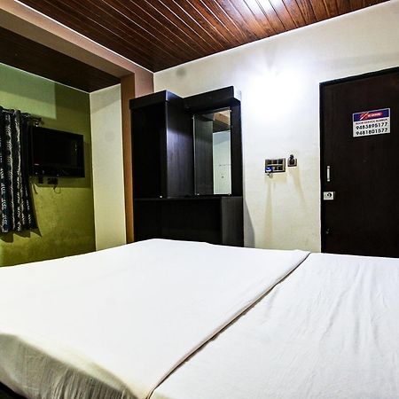 Spot On 37197 Mallya Residency Hotel Someshwar Eksteriør billede