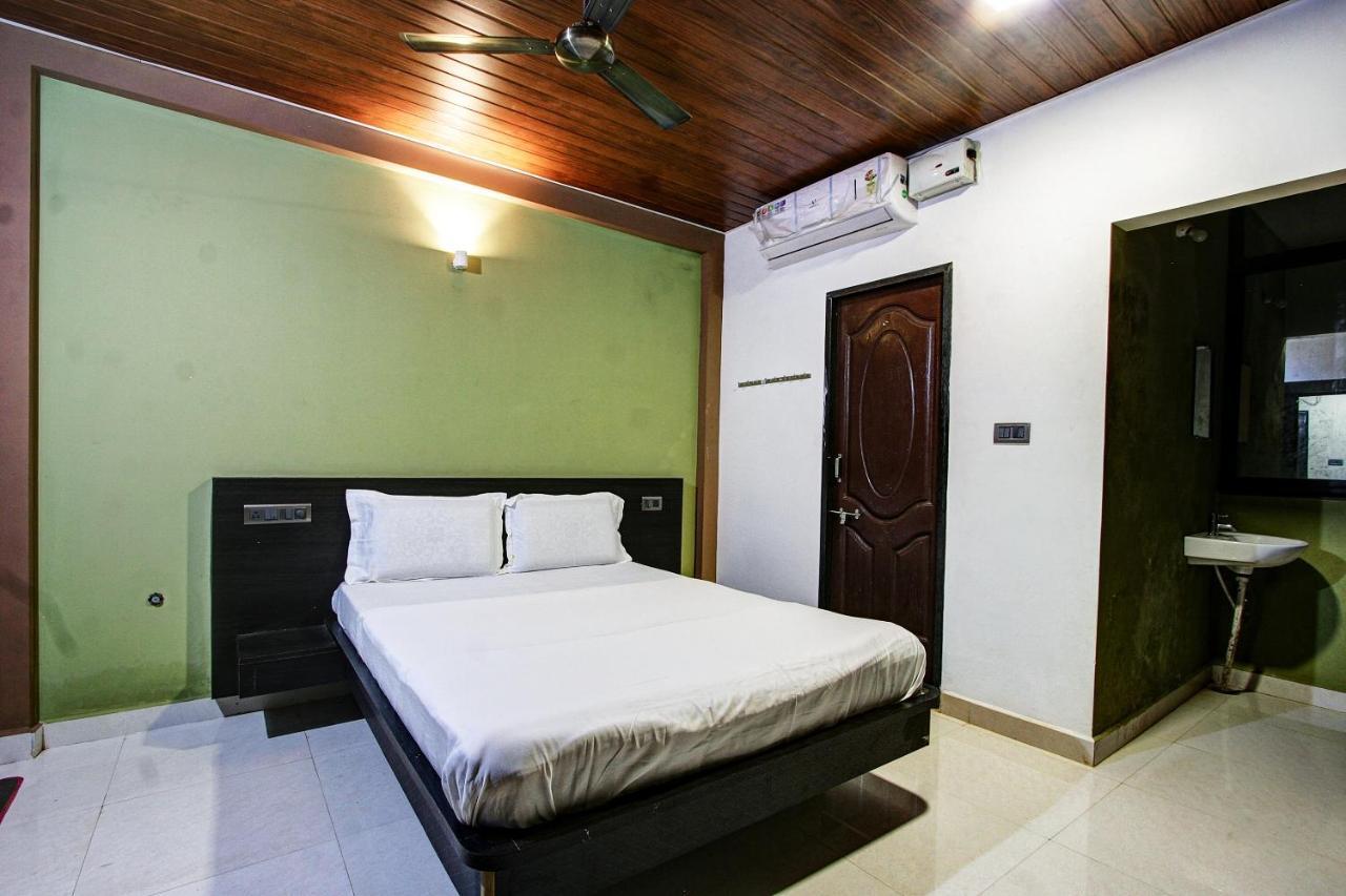 Spot On 37197 Mallya Residency Hotel Someshwar Eksteriør billede