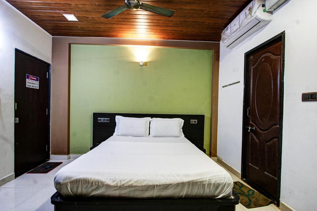 Spot On 37197 Mallya Residency Hotel Someshwar Eksteriør billede