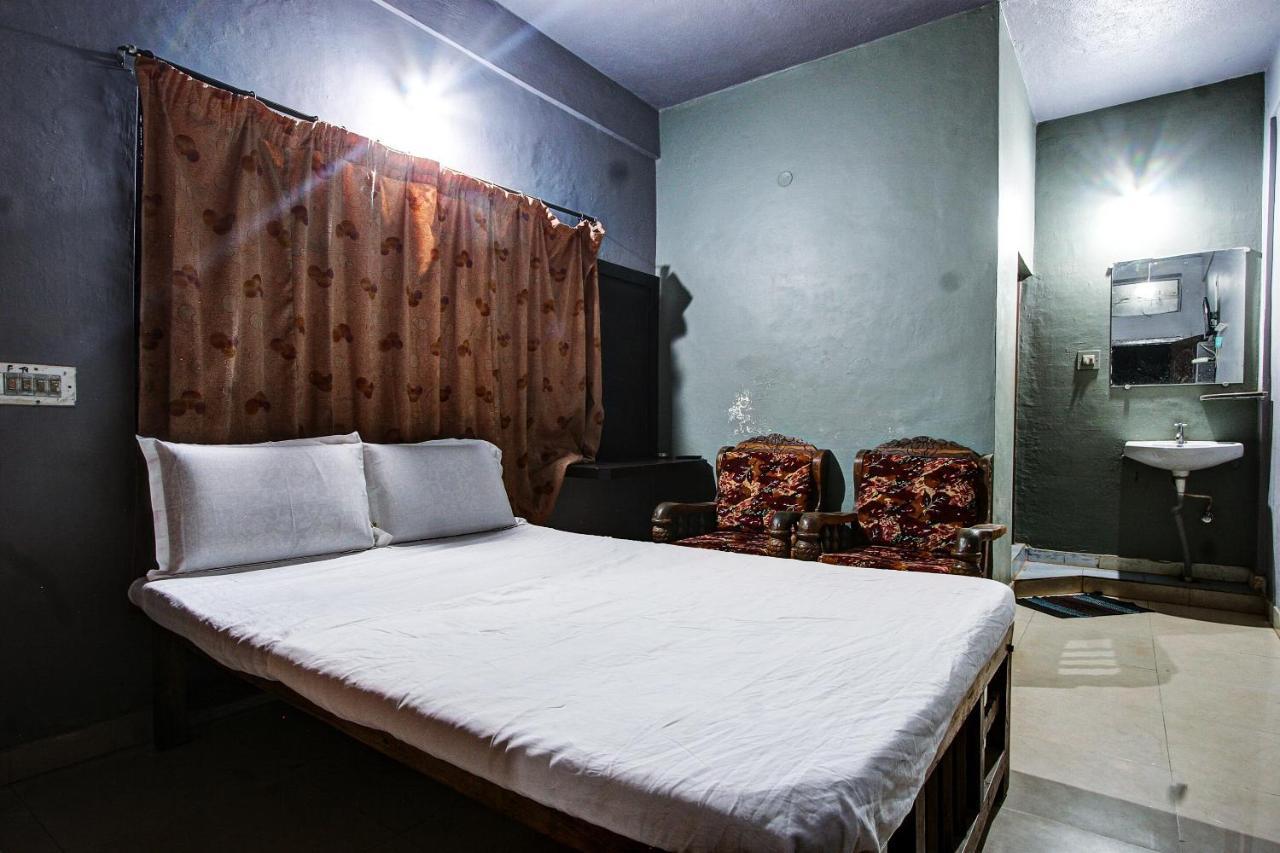 Spot On 37197 Mallya Residency Hotel Someshwar Eksteriør billede